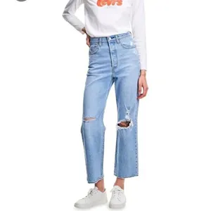 Levi’s Ribcage Straight Ankle Jeans thumbnail 3