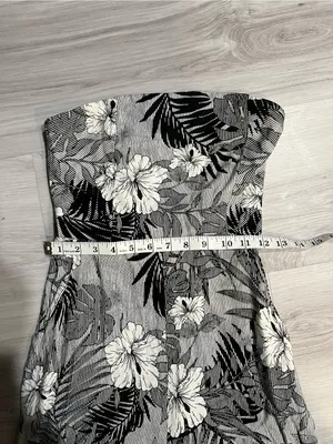 Gilli Black‎ & White Strapless Floral Wide-Leg Jumpsuit thumbnail 2