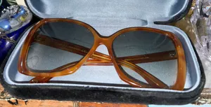Gucci Cat-Eye Sunglasses thumbnail 1