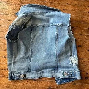 Ana distressed rose lace appliqué XS denim classic vest thumbnail 4