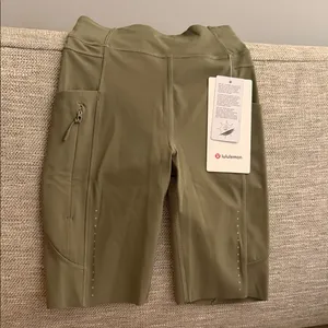 Lululemon Fast and Free Olive Green Women's Shorts 8” Light size 2 $78 thumbnail 5
