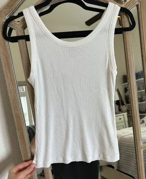 Aritzia Babaton Tank Top thumbnail 1