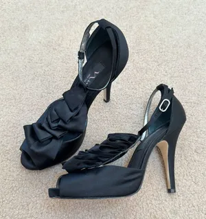 Nina Elga Black Satin Ruffle Platform Peep-Toe Stiletto Heels 7 thumbnail 1