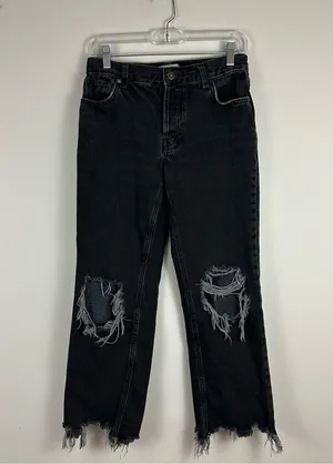Free People We the Free | Black Distressed Raw Hem Straight Leg Maggie Jeans Size 25 thumbnail 2