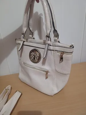 Beautiful white purse thumbnail 2