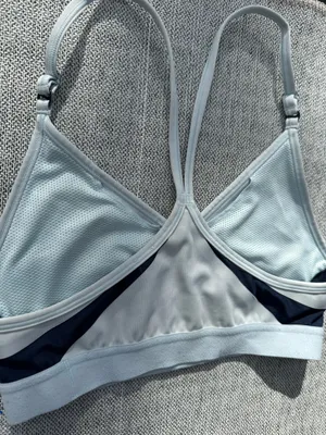 Nike Women's Light-Support Padded V-Neck Sports Bra thumbnail 3