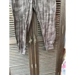 Lululemon Align joggers black camo high rise joggers women's 14 thumbnail 3