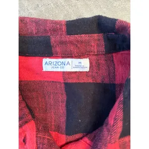 Arizona Jeans Women's red black buffalo plaid pattern Button‎ Down Size Medium thumbnail 6