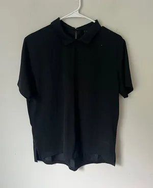 Nike Dri-FIT Black Perforated Golf Polo Top Women’s M 🔲 thumbnail 1