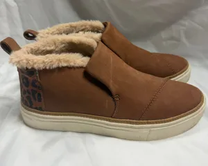 TOMS Brown Suede Faux Fur Lined Leopard Print Slip On Ankle Booties 7 Platform thumbnail 1