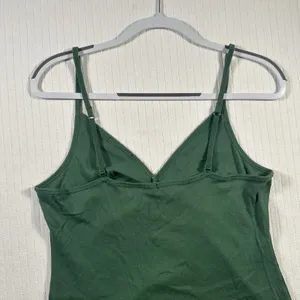 Victoria’s Secret Women’s Green Cami Tank Top Size Large Adjustable Straps thumbnail 8