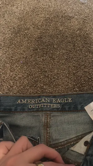American Eagle Jeans thumbnail 3