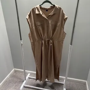 Old Navy Mocha Taffy Waist-Defined Utility Midi Shirt Dress thumbnail 2