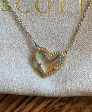 Kendra Scott gold iridescent heart Necklace thumbnail 3
