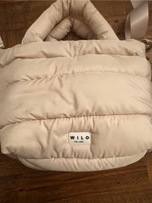 WILO Quilted Cream Puffer Shoulder Bag thumbnail 2