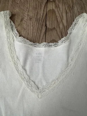 Brandy Melville Tank thumbnail 3