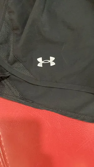 Under Armour Top and Shorts thumbnail 7