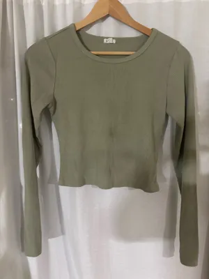Cropped Garage Long Sleeve Top Ribbed thumbnail 1