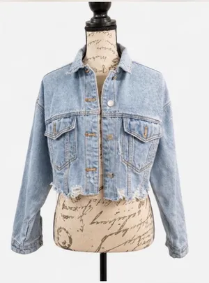 Meghan LA Women’s Cropped Distressed Denim Jacket – Size M 💙✨ thumbnail 4