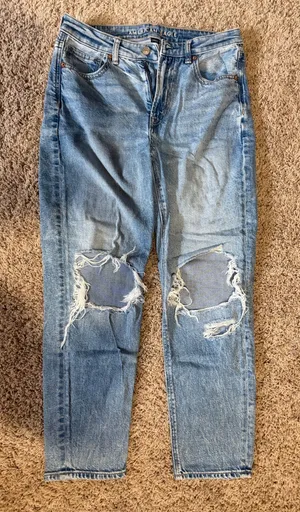 American Eagle Mom Jeans thumbnail 1