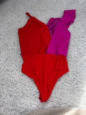 TCEC One-Piece Bodysuit in Red and Fuchsia Ruffle One Shoulder Womens Size Small thumbnail 3