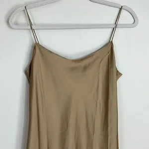 J.‎ Crew Gwyneth slip dress in luster charmeuse satin in Size 2 thumbnail 4