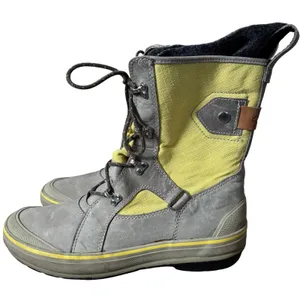 Clarks‎ Muckers Squall Boots Sz 10M Gray Yellow Leather Canvas Winter Waterproof thumbnail 4