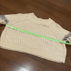 American Eagle Cozy Soft Wool Cropped Cream Sweater with Blue Accents thumbnail 4