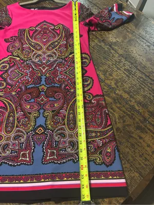 ⁠Muse‎ Pink & Blue Paisley Knit Shift Dress Quarter Sleeve Zip Back Size 10⁠ thumbnail 8