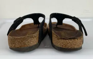Birkenstock Gizeh Black Leather Sandals Womens Sz 38 / US 7 thumbnail 6