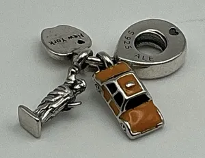 Pandora 797198ENMX New York Highlights Taxi Liberty Apple Dangle Charm Retired thumbnail 1