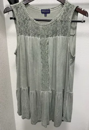 Artesia Sleeveless Tiered Boho Tank Top with Lace Detail-L thumbnail 1