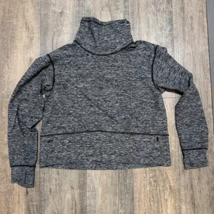 Lululemon Heathered Black Gray Ready to Rulu‎ Fleece Pullover Women's size 8 thumbnail 2
