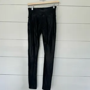 Spanx Women’s Medium Black Faux Leather Leggings Pants thumbnail 2