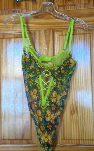 Savage X Fenty by Rihanna Sweetheart Lace Thong Teddy Women’s M, 8/10 Wild Bunch thumbnail 5