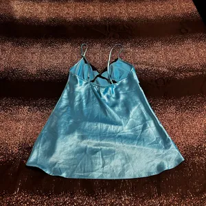 Womens xs Victoria's Secret tank top blouse thumbnail 2