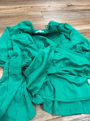 Emerald Green Boho Long Sleeve Ruffled Babydoll Tiered Midi Dress | Size Small thumbnail 4
