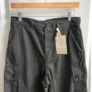 Urban Renewal Cargo Pants Womens 29 Green Grey Gorpcore Wide Leg Reworked NEW thumbnail 3