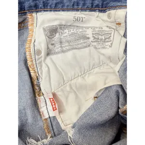 Levi's‎ 501 Original Womens Denim Short Distressed Raw Edge Blue Jean Size W33 thumbnail 6