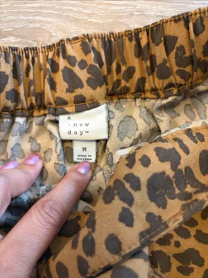 a new day High-Rise Leopard Print Tie-Waist Shorts in Camel thumbnail 2