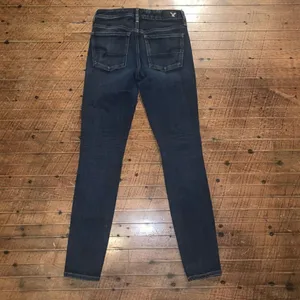 American Eagle dark wash destroyed normcore 4 hi-rise jeggings thumbnail 4