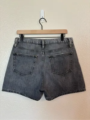 FRAME 100% Cotton Distressed Easy Denim Shorts in Zurich thumbnail 4