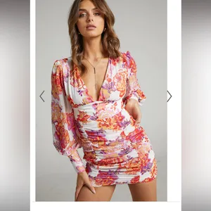 New Runaway The Label Acadia Dress Sz S / 4 Floral Ruched Long Sleeves Mini NWT thumbnail 3