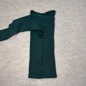 Brandy Melville Top Bundle Green Waffle Knit Long Sleeve Gray Raglan Tee Cotton‎ thumbnail 7