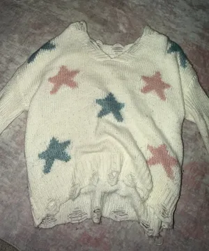 Star Sweater Boutique thumbnail 1