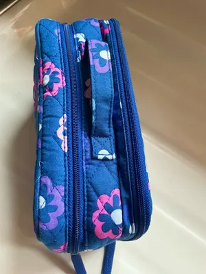 VERA BRADLEY Quilted Floral Double-Zip Cosmetic Case 💄🪮 thumbnail 4