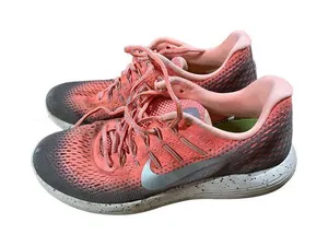 Nike Lunarglide 8 athletic shoes‎ thumbnail 1