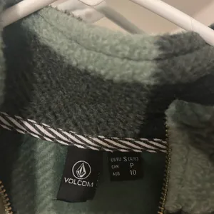 Volcom Green and Black Fleece Pullover thumbnail 2