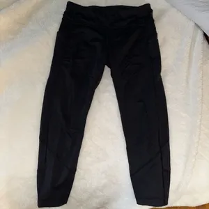 Lululemon leggings with pockets thumbnail 1