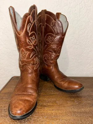 Ariat Heritage-R Toe Floral Stitch Western Leather Boot Shoes Size 5.5 thumbnail 1